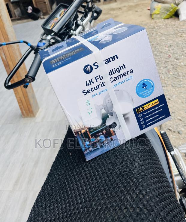 Brand New Swann Floodlight Security Camera(White) · Photo 1