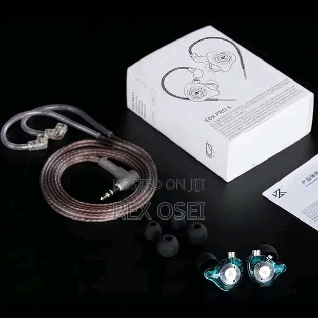 Edx Pro in Ear Monitor · Photo 2