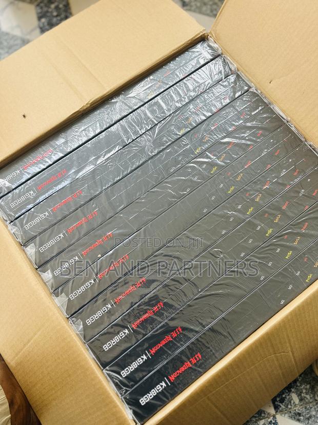 Redragon Wireless (2.4ghz, Bluetooth,Wired) Gaming Keyboards · Photo 3