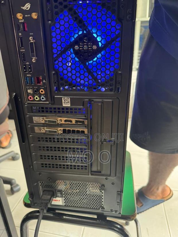 New Asus ROG STRIX GD30CI 16GB Intel Core I7 HDD+SSD 512GB · Photo 8