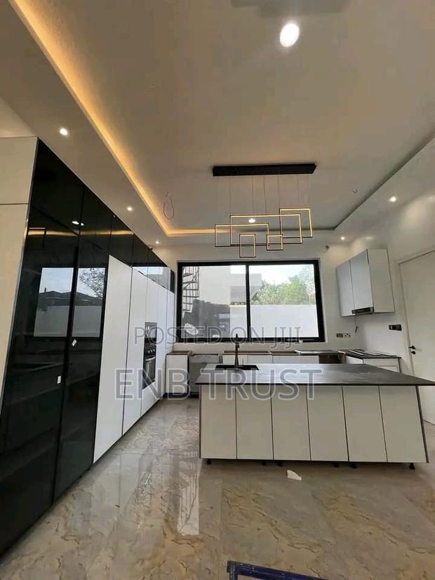 4bdrm House in Ashaley Botwe, School Junction for sale · Photo 8
