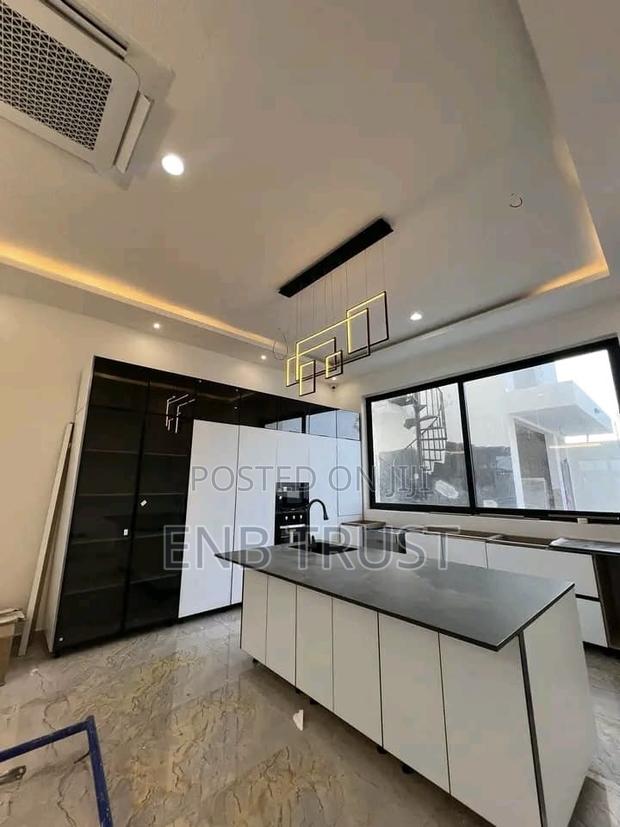 4bdrm House in Ashaley Botwe, School Junction for sale · Photo 4