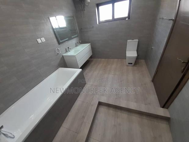 4bdrm Duplex in Adenta Pantang, Accra Metropolitan for sale · Photo 7