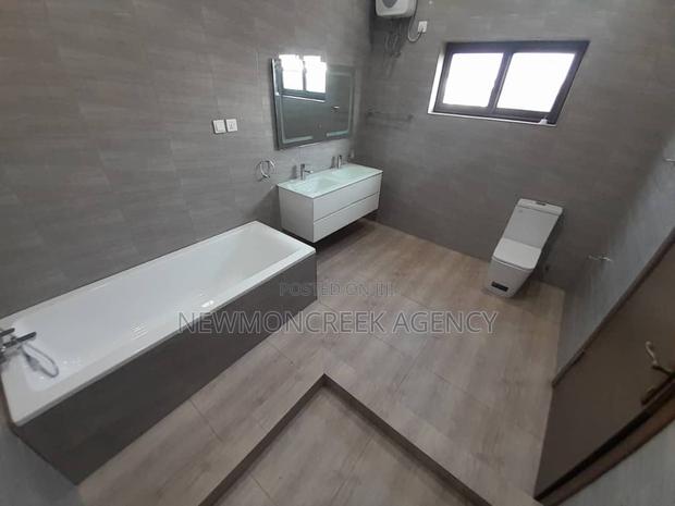 4bdrm Duplex in Adenta Pantang, Accra Metropolitan for sale · Photo 8