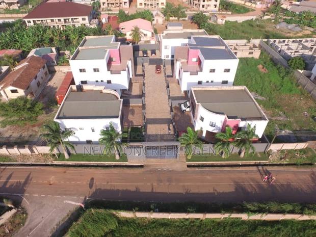 4bdrm Duplex in Adenta Pantang, Accra Metropolitan for sale · Photo 2