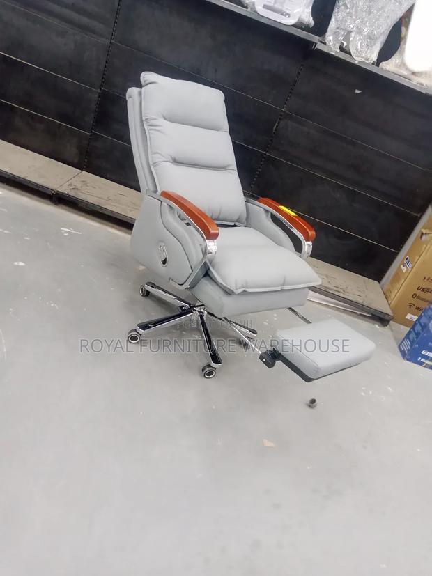 High Quality Office Chair · Photo 4