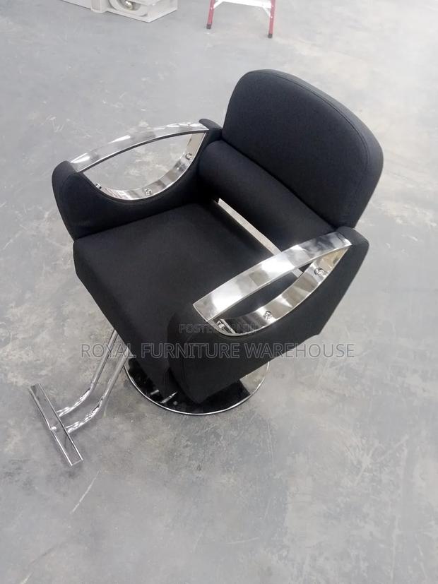 Salon Chair · Photo 4