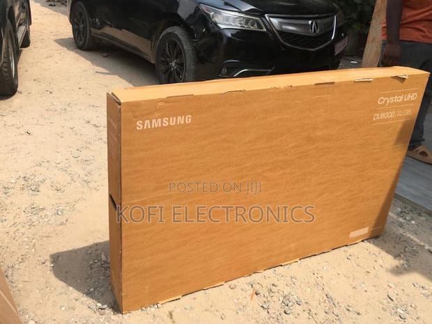 Extremely Good Samsung 55 Inch Smart Uhd Crystal Display · Photo 2