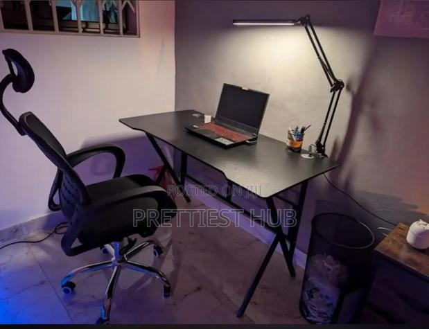 K - Shape Computer and Office Desk · Photo 3