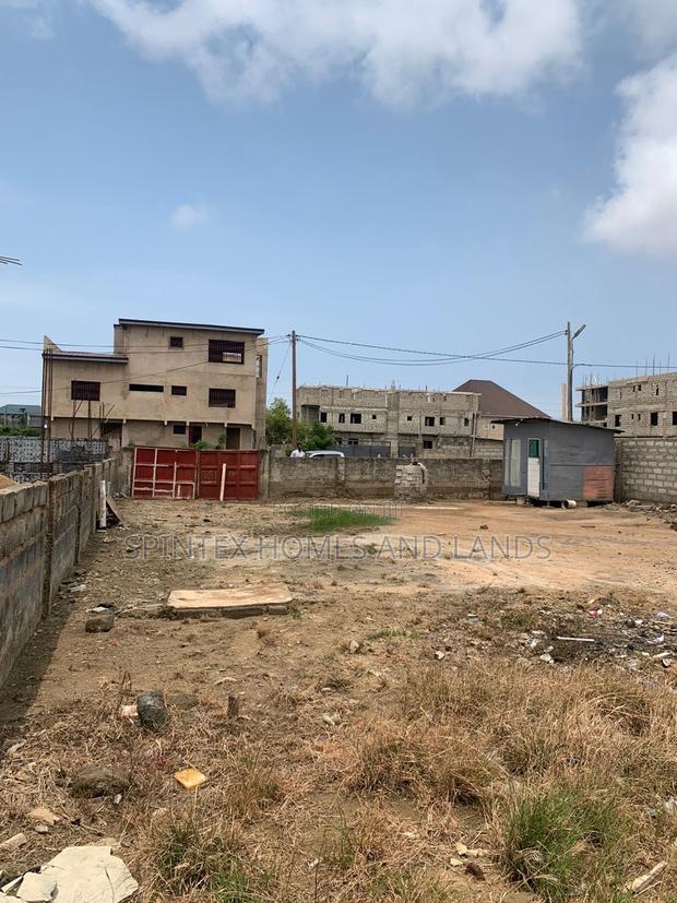 One Plot for Sale, Size 65/85 · Photo 1