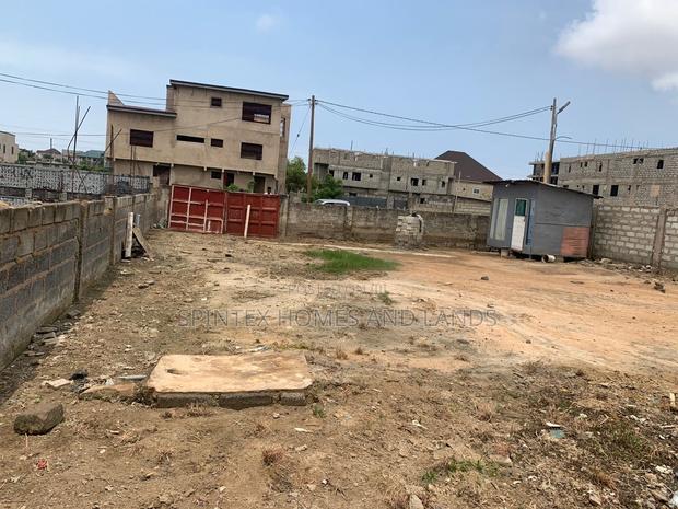 One Plot for Sale, Size 65/85 · Photo 2