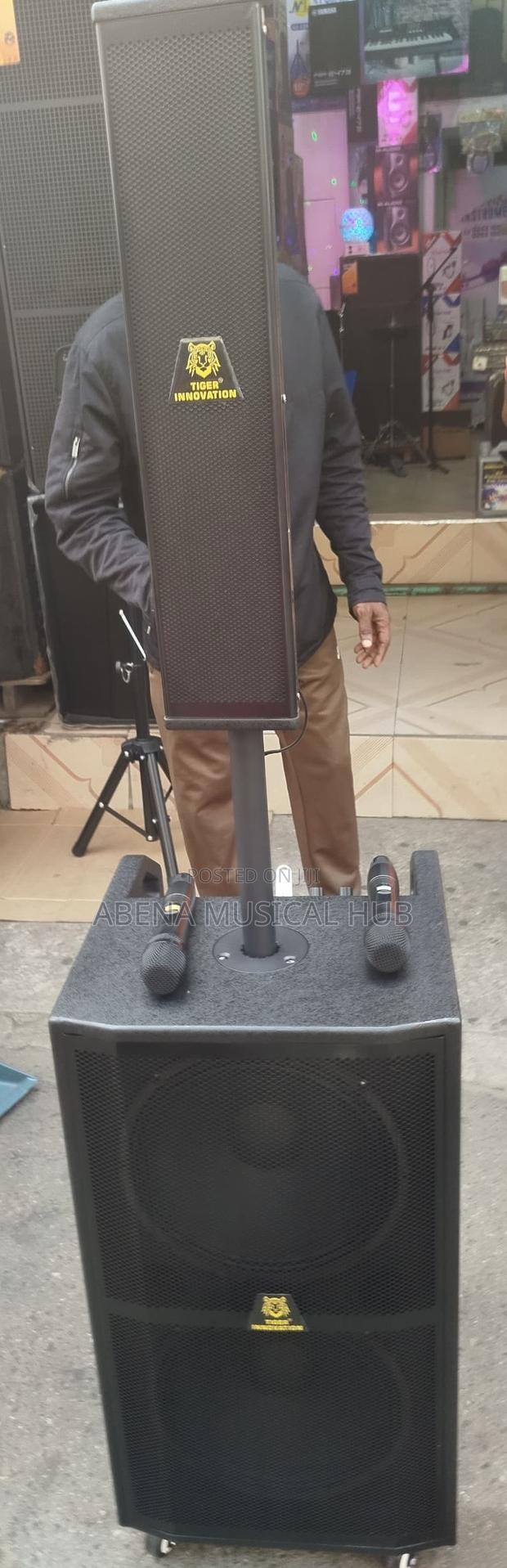 Bass and Medi Bluetooth Speaker With Two Microphones · Photo 7