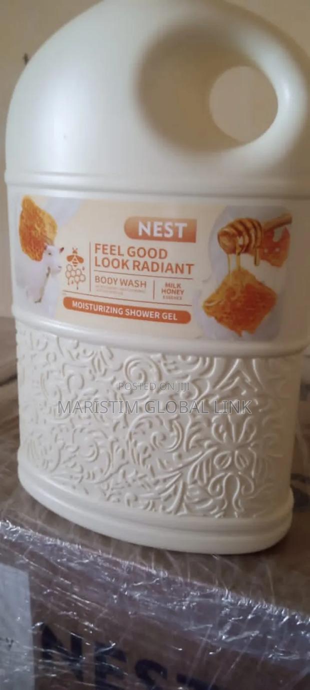 Next Moisturizing Shower Gel 2 Litres · Photo 2