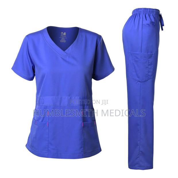 Medical/Doctor's Scrubs (All Sizes) · Photo 2
