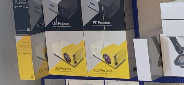 Mini Projector · Photo 3