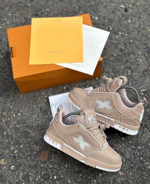 Louis Vuitton Lv Monogram “Beige Brown” Sneaker · Photo 1