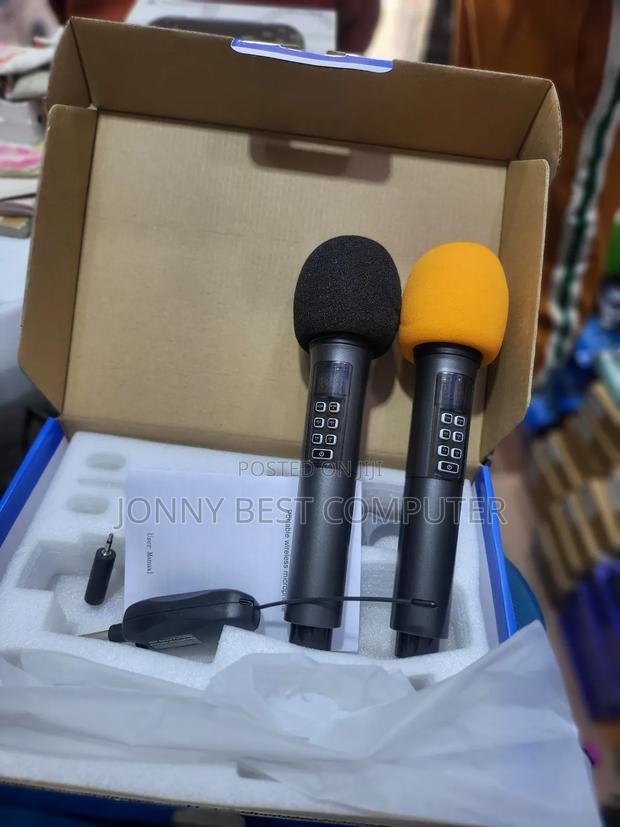 Universal Wireless Microphone · Photo 2