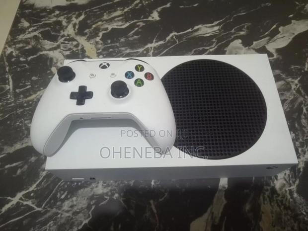 Xbox Series S Console · Photo 2