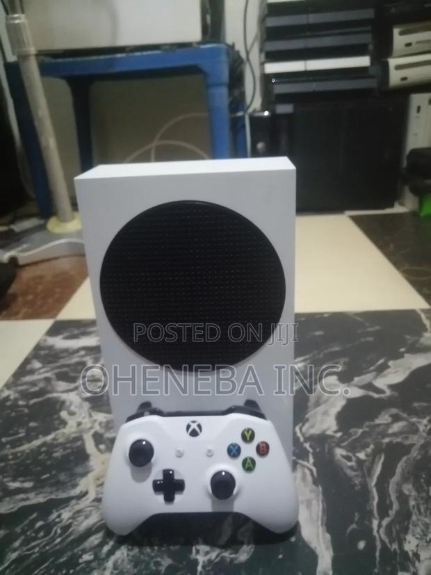 Xbox Series S Console · Photo 3