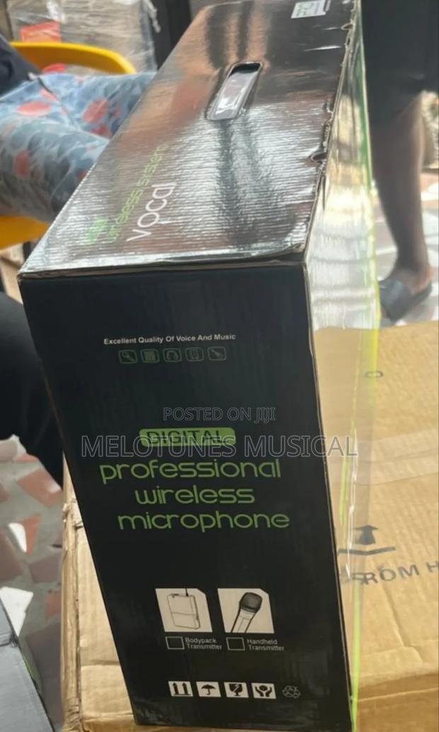 Shure Mx-4100 4-in-1 Professional Wireless Microphone System · Photo 5