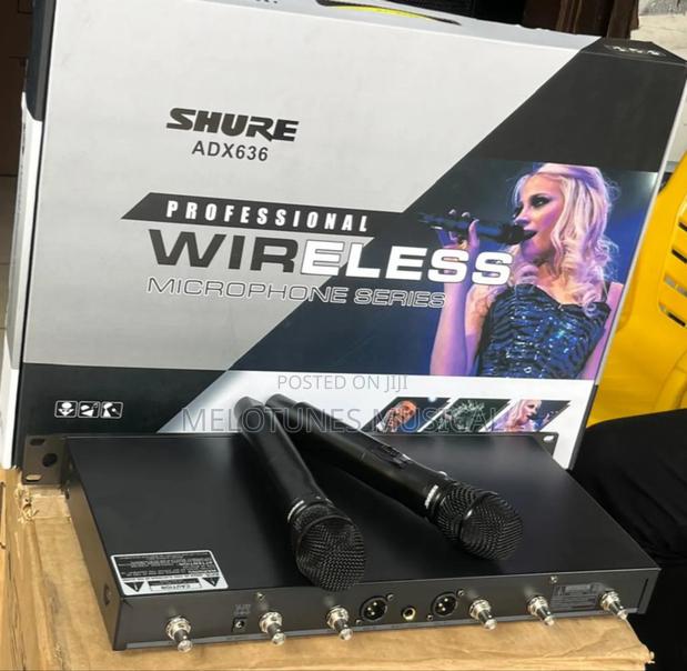Shure Adx636 Professional Wireless Microphone System · Photo 3