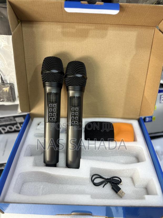 Universal Wireless Microphone · Photo 1