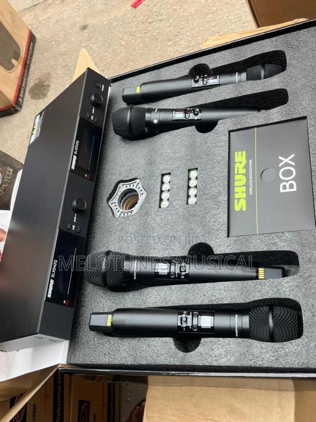 Shure Slxd420 4-in-1 Digital Wireless Microphone · Photo 1