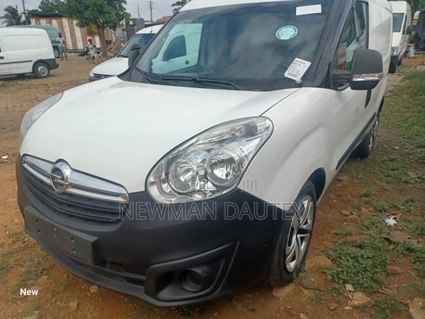 Opel Combo 2014 White · Photo 3