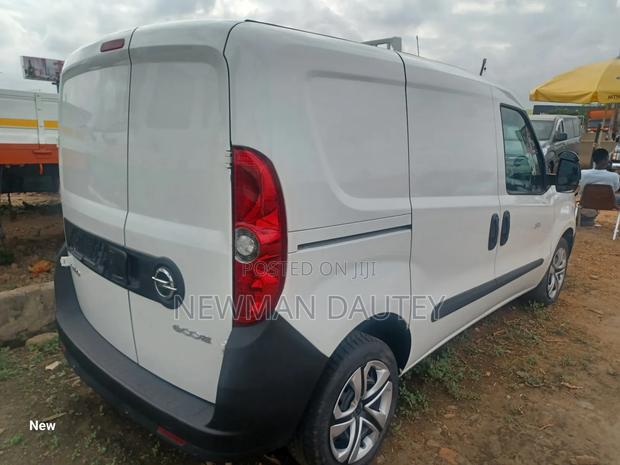Opel Combo 2014 White · Photo 6