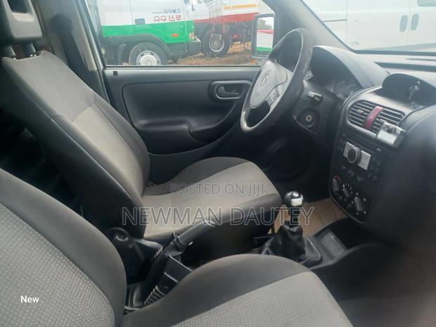 Opel Combo 1.4i 2012 White · Photo 6