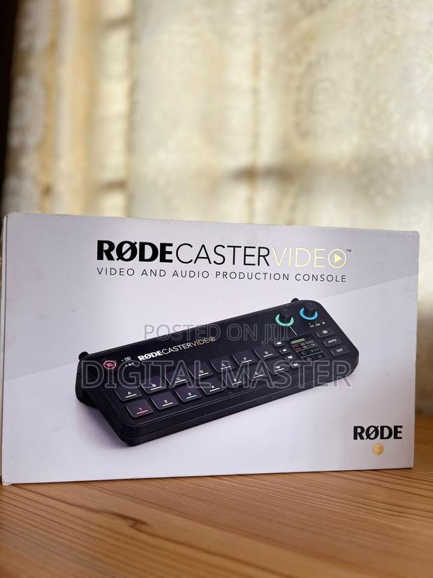 Rode Rodecaster Video All-in-one Production Console · Photo 1