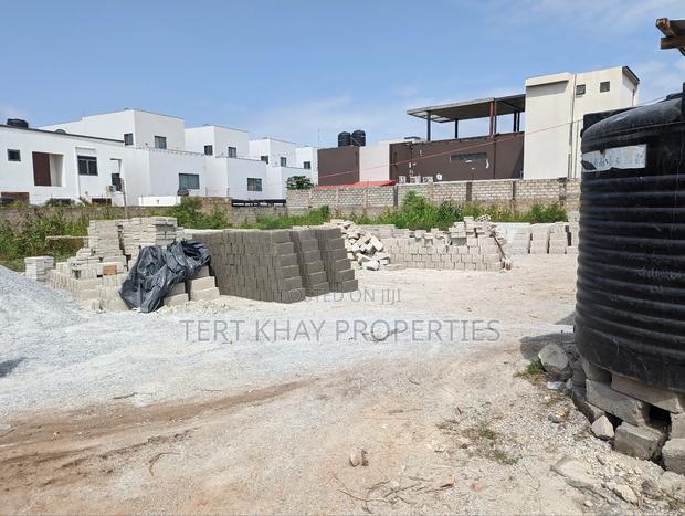 2 Plots of Land for Sale in Tseaddo · Photo 2