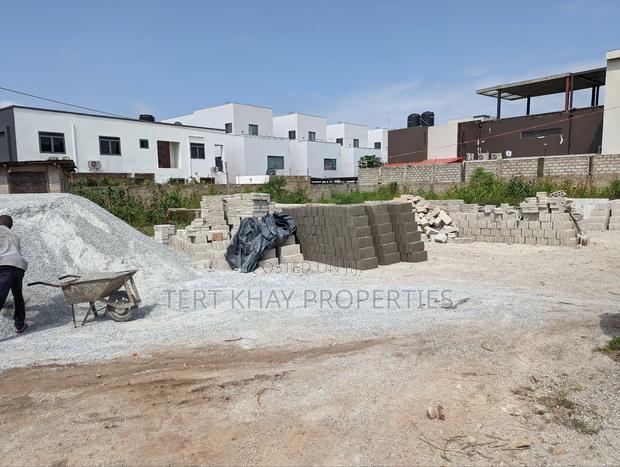 2 Plots of Land for Sale in Tseaddo · Photo 3