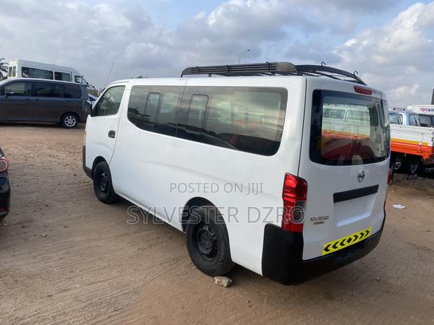 Nissan NV200 2014 White · Photo 4