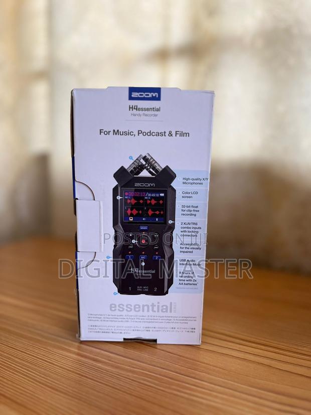 Zoom H4 Essential · Photo 2