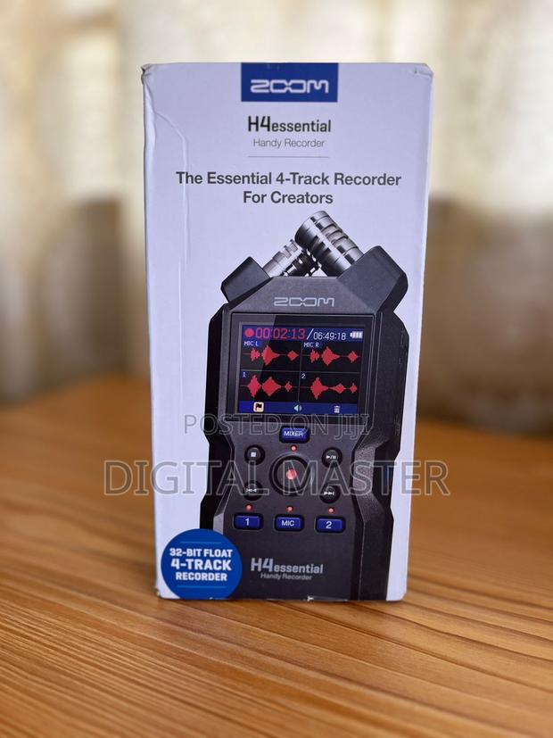 Zoom H4 Essential · Photo 1
