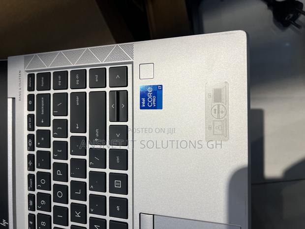 New Laptop HP EliteBook 840 G8 16GB Intel Core I7 SSD 512GB · Photo 4