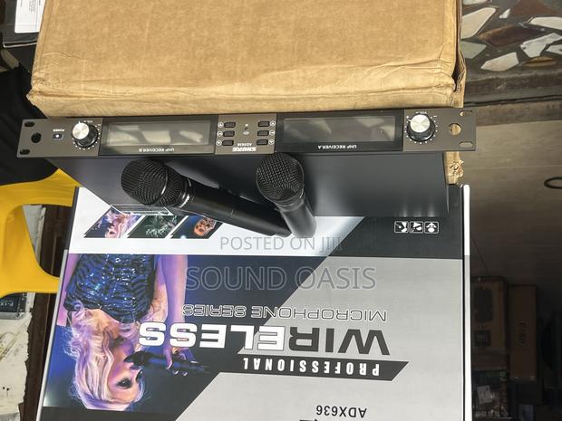 Shure Adx636 Dual Wireless Microphone · Photo 3