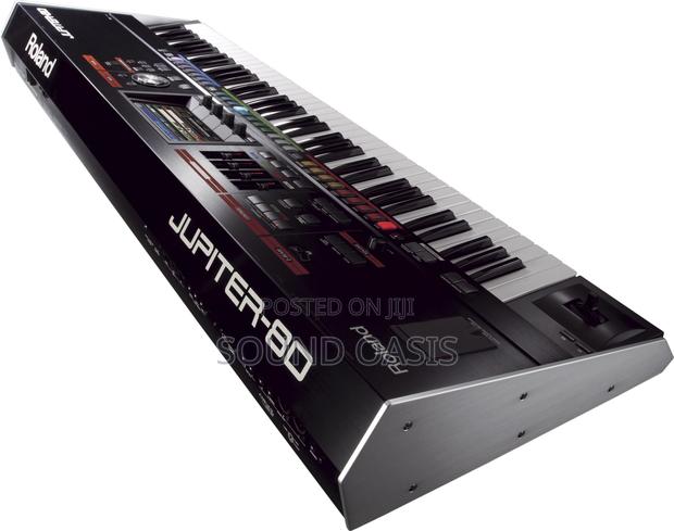 Roland Jupiter-80 76-Key Synthesizer(Keyboard) · Photo 2