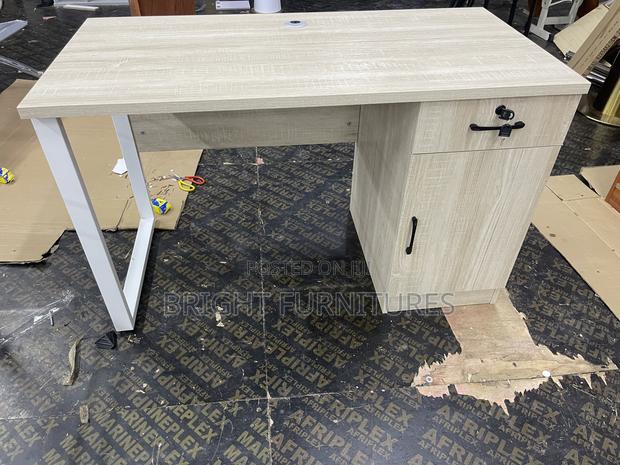Quality Portable Office Desk(Office Table) · Photo 2