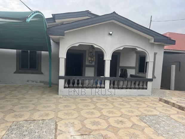 3bdrm House in Pokuase Amanfrom Sda for sale · Photo 1