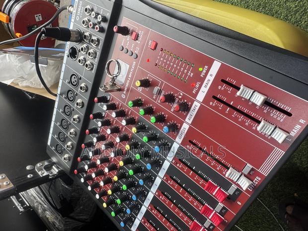 Professional Mixing Console 6- Channel With Sound Card · Photo 7