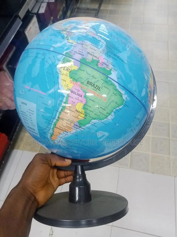 PVC Plastic Globe · Photo 2
