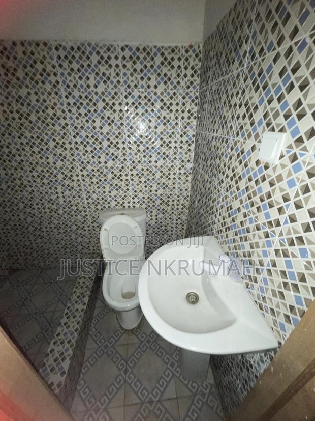 1bdrm Apartment in Mr Justice Estate, Old Barrier for rent · Photo 7