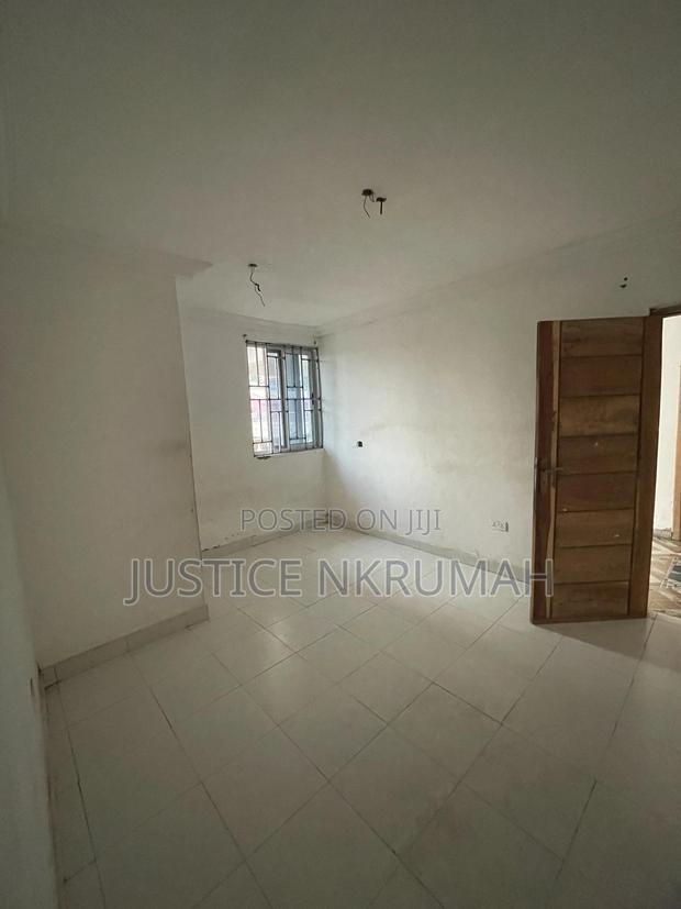 1bdrm Apartment in Mr Justice Estate, Old Barrier for rent · Photo 2
