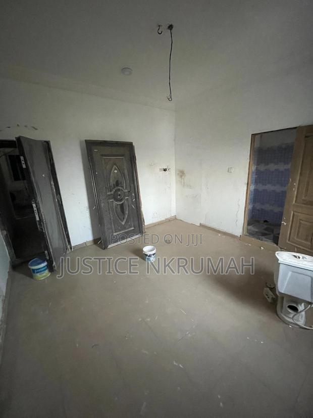 1bdrm Apartment in Mr Justice Estate, Old Barrier for rent · Photo 3