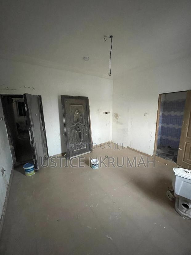 1bdrm Apartment in Mr Justice Estate, Old Barrier for rent · Photo 2