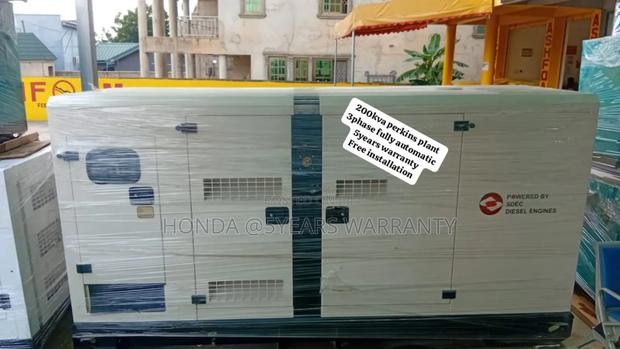 200kva Perkins Plant 3phase Fully Automatic Generator 200kva · Photo 1
