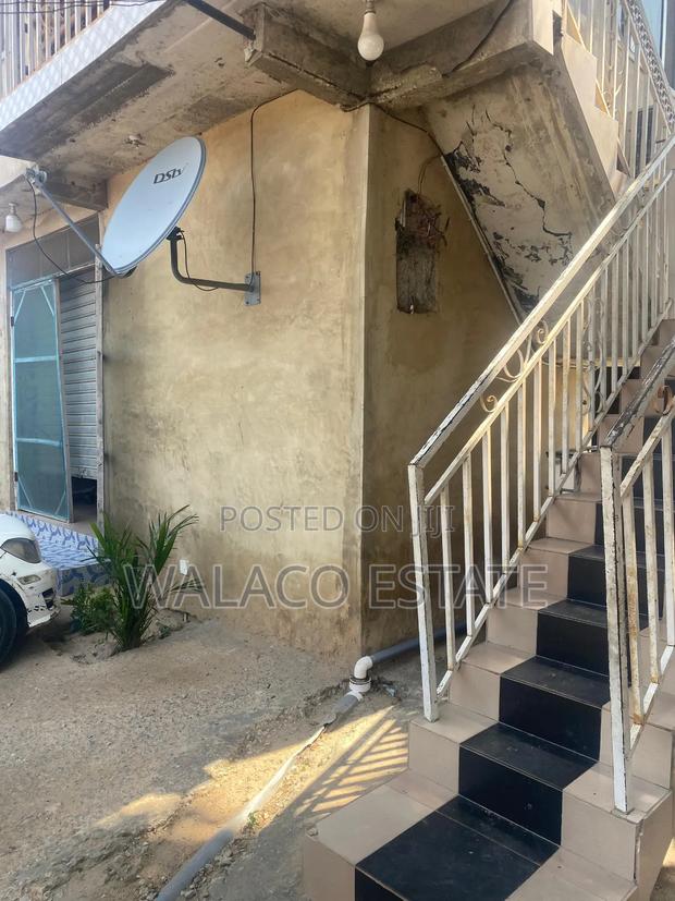 140 Square Metre Warehouse at Abeka for Rent · Photo 3