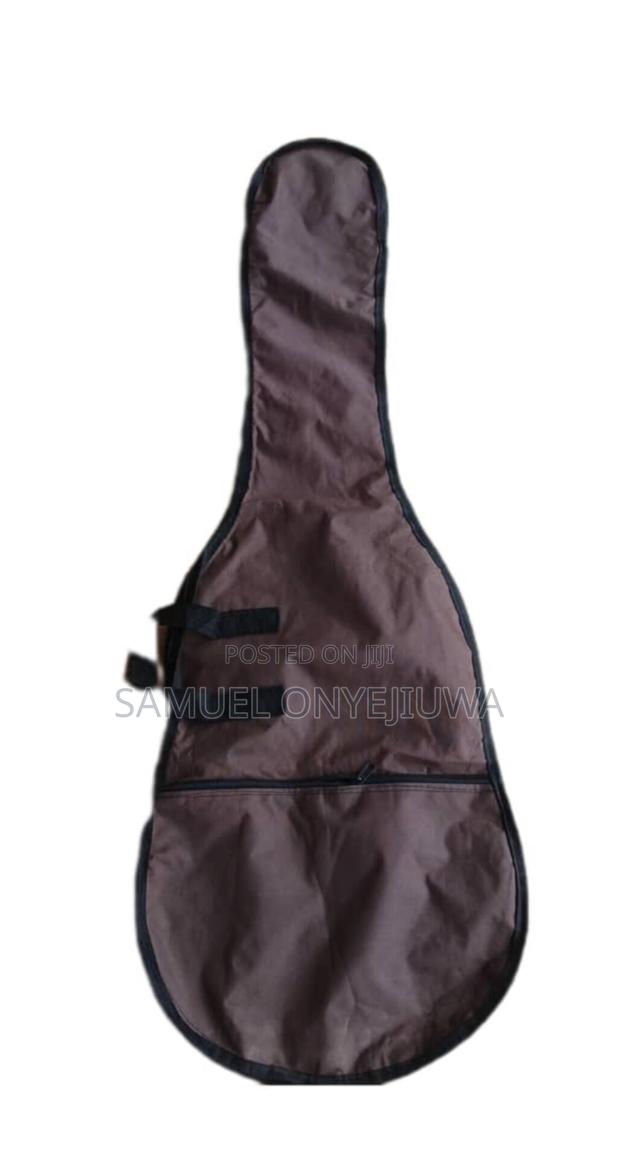 Guitar Bag Quality · Photo 1